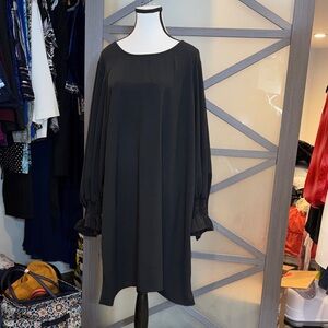 Chic Long Sleeve Black Dress